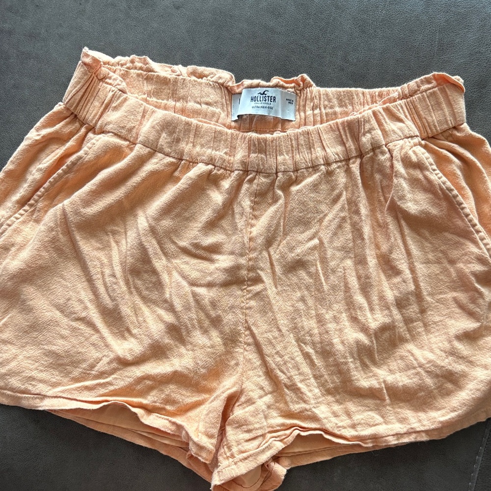 Hollister Women's High Waist Coral Shorts